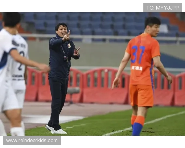 足球比赛中的教练战术调整与指挥艺术