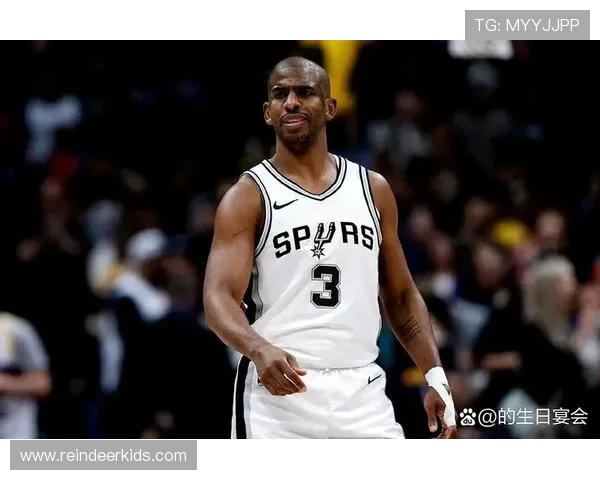 克里斯·保罗的组织能力在多支球队中都展现出极强的领袖气质 克里斯·保罗的组织能力在多支球队中都展现出极强的领袖气质